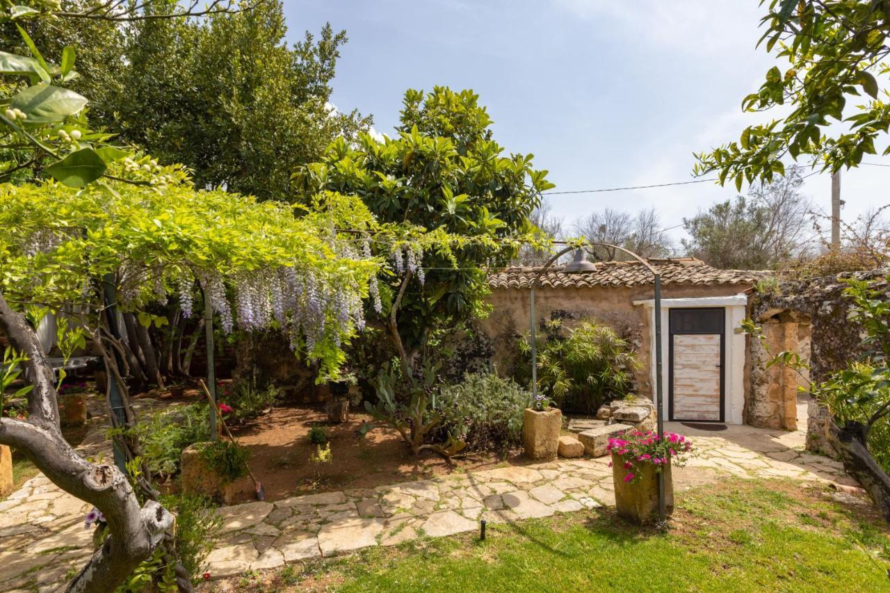 Badia Del Casale Bed and Breakfast Ugento Εξωτερικό φωτογραφία