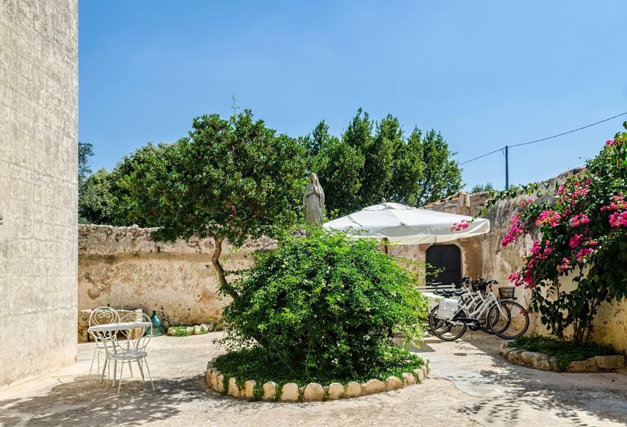 Badia Del Casale Bed and Breakfast Ugento Εξωτερικό φωτογραφία